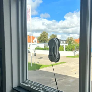 robotvinduespudser test